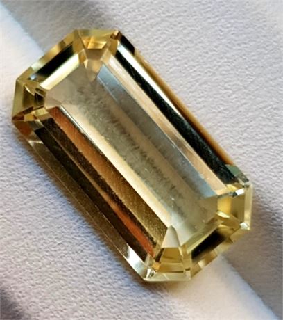 Rare - 8.9 ct SIGNATURE Yellow Triphane Kunzite Gemstone ($4,270 Appraisal)