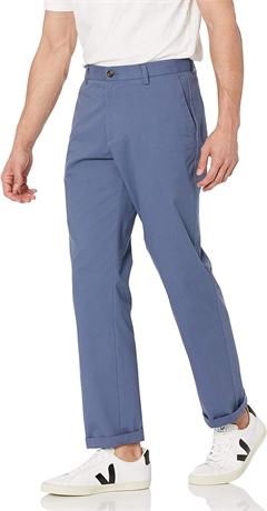 34Wx34L Essentials Mens Classic-Fit Wrinkle-Resistant Flat-Front Chino Pant