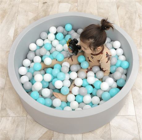Tolead 35.43" x 35.43" Ball Pit with 200 Play Balls