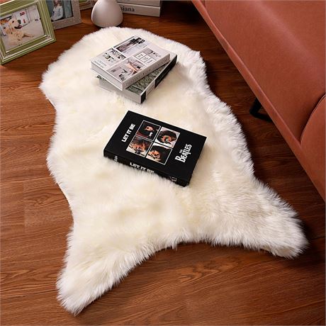 24" x 40" Hugs Living Soft and Fluffy Faux Fur Rug, Cream White