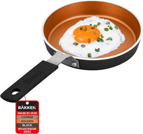 Bakken-Swiss 2-Piece Mini Nonstick Egg Pan & Omelet Pan – Egg Pan [5.5'']