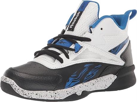 2 Little kid  Reebok Boys More Buckets Sneaker