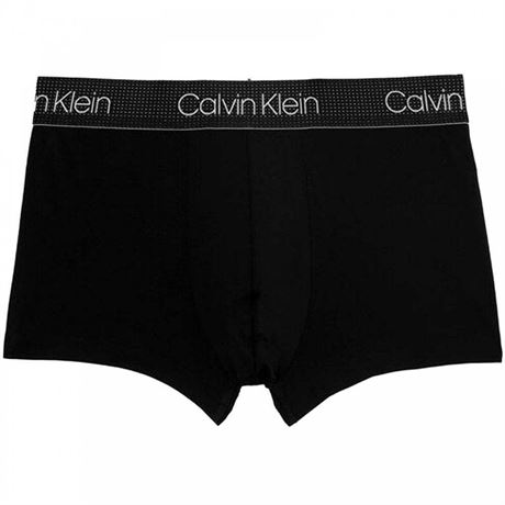 Medium Calvin Klein Men's Air FX Tech Microfiber Low Rise Boxer Trunk NB2753