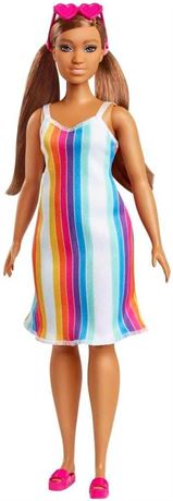 Barbie Loves the Ocean Beach-Themed Doll (11.5-inch Curvy Brunette)