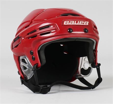 Children's Small Bauer 9900 VN Pro 2 Skate Hockey Helmet Red
