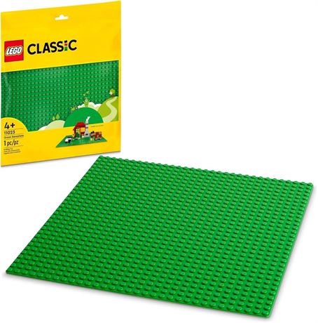 LEGO Classic Green Baseplate, Square 32x32 Stud Foundation to Build, Play