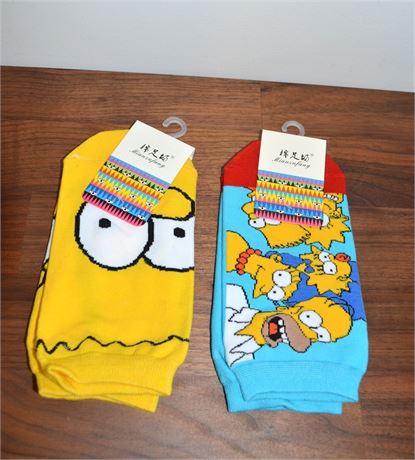 Child Simpsons Novelty Socks 6" from top to bottom size not incicated