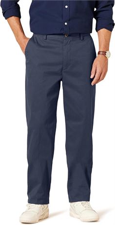 32Wx29L Essentials Mens Classic-Fit Wrinkle-Resistant Flat-Front Chino Pant