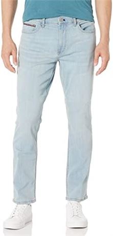 32Wx32L Tommy Hilfiger Mens Straight Fit Stretch Jeans, Light wash