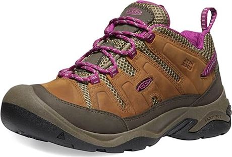 US 10 KEEN womens CIRCADIA VENT-W Hiking Shoe