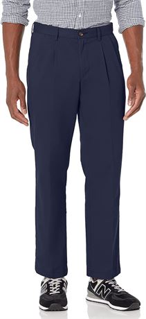 34Wx28L Essentials Mens Classic-fit Wrinkle-Resistant Pleated Chino Pant, Navy